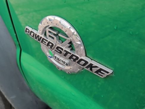 Used 2016 Ford F550 2WD Regular Cab Super Duty image 4