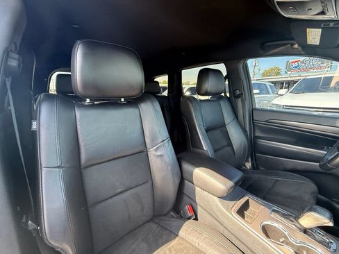 Used 2018 Jeep Grand Cherokee Altitude AWD/4WD image 24