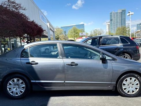 Used 2010 Honda Civic DX-VP image 8