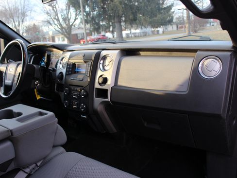 Used 2014 Ford F150 XLT w/ Equipment Group 302A Luxury image 39