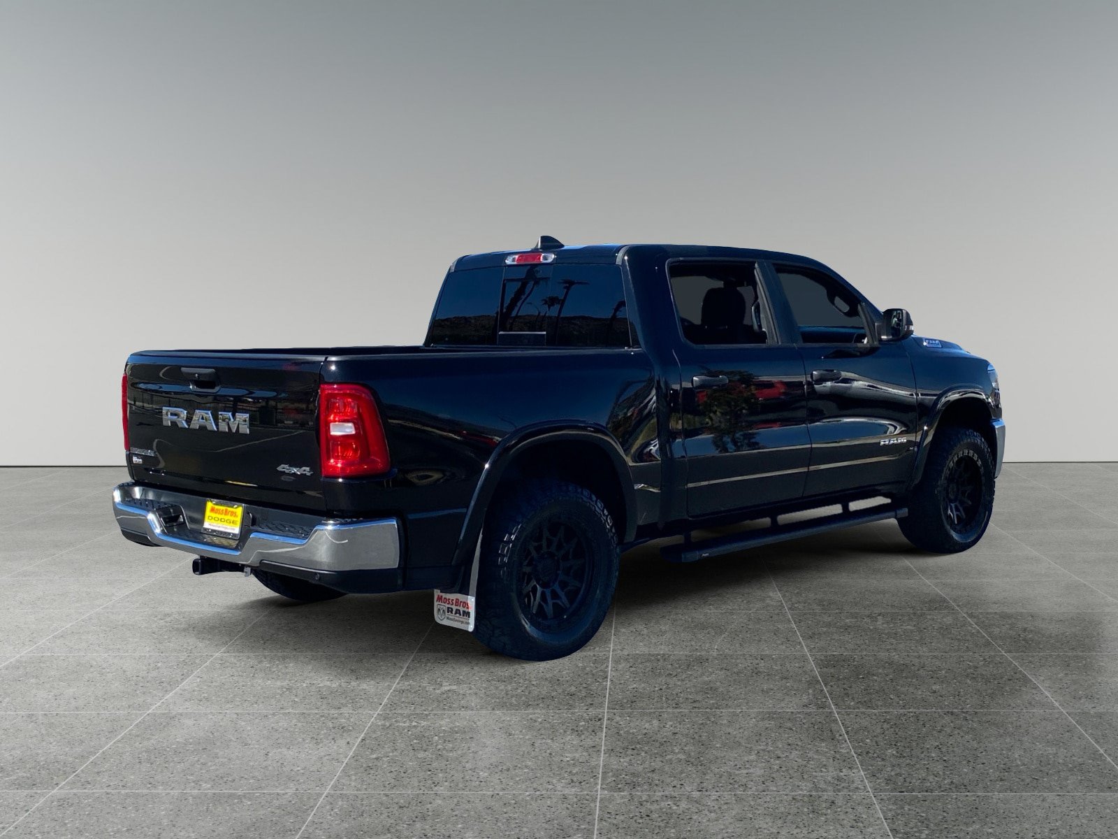 Used 2025 RAM 1500 Big Horn AWD/4WD image 5