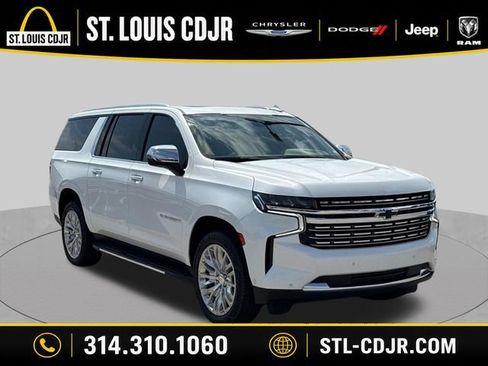 Used 2023 Chevrolet Suburban Premier w/ Advanced Technology Package AWD/4WD image 1