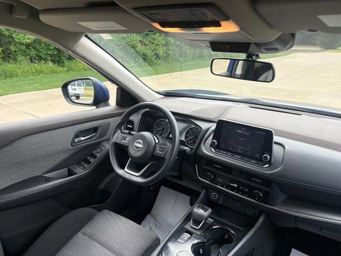 Used 2023 Nissan Rogue SV AWD/4WD image 30