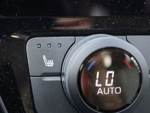 Used 2024 Toyota Grand Highlander XLE image 30