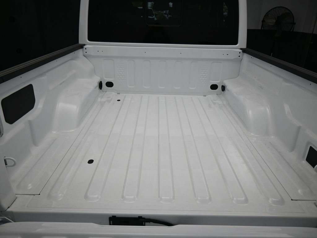 New 2026 Jeep Gladiator Rubicon w/ Steel Power Dome Hood Package AWD/4WD image 34