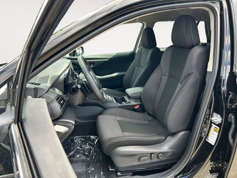 Used 2024 Subaru Outback Premium AWD/4WD image 6