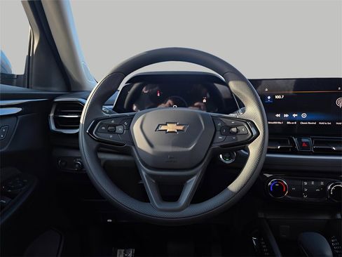 New 2026 Chevrolet TrailBlazer LT image 16