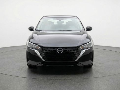 Used 2025 Nissan Sentra SV image 2