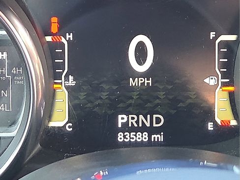 Used 2021 Jeep Wrangler Unlimited Rubicon image 24