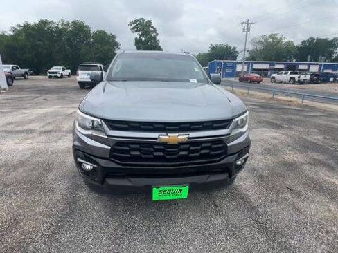 Used 2021 Chevrolet Colorado LT w/ LT Convenience Package RWD image 3