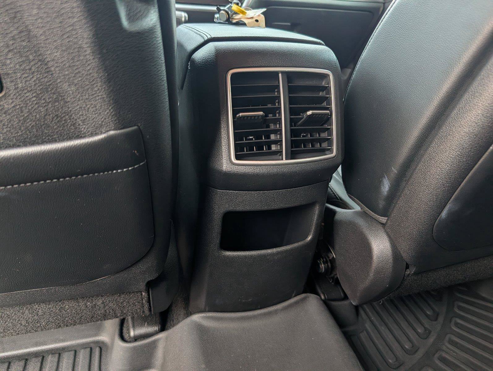 Used 2023 Kia Sportage EX FWD image 31