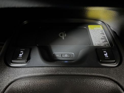 Certified 2025 Toyota Corolla XSE FWD image 22