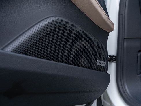 Certified 2025 Porsche Panamera image 23