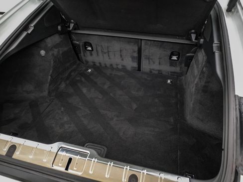 Used 2019 Porsche Panamera 4 image 49