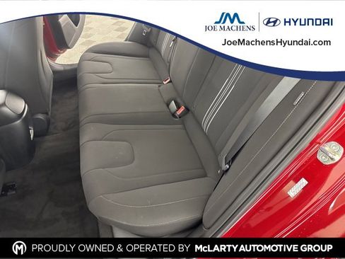 Certified 2025 Hyundai Elantra Sport image 22