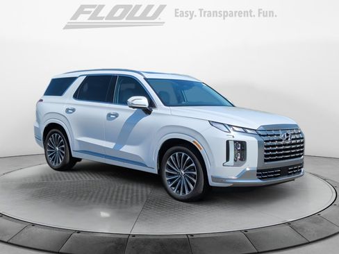 Used 2025 Hyundai Palisade Calligraphy image 1