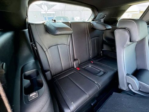 Certified 2025 INFINITI QX60 Luxe w/ Black Edition image 40