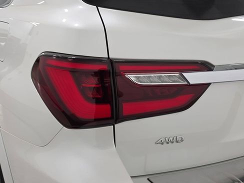 Certified 2024 INFINITI QX80 Sensory w/ Cargo Package AWD/4WD image 30