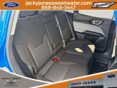 Used 2022 Jeep Compass Sport FWD image 18