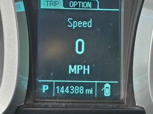 Used 2017 Chevrolet Equinox LS image 10