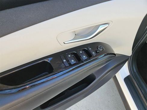 Used 2024 Hyundai Tucson Limited image 14