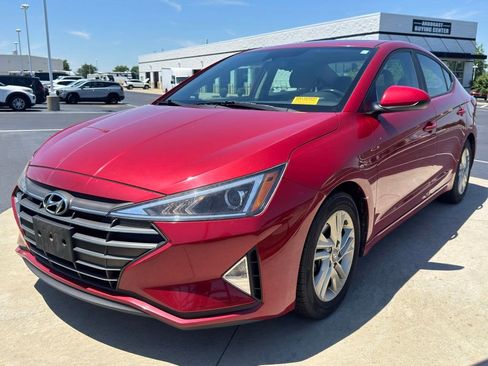 Used 2020 Hyundai Elantra Value Edition FWD image 3