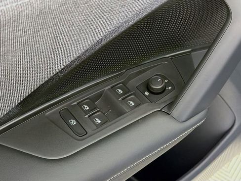 New 2026 Volkswagen Tiguan S image 18