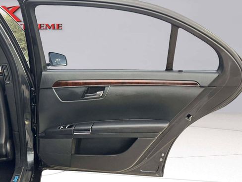 Used 2013 Mercedes-Benz S 550 image 40