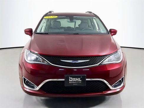 Used 2020 Chrysler Pacifica Touring-L Plus image 12