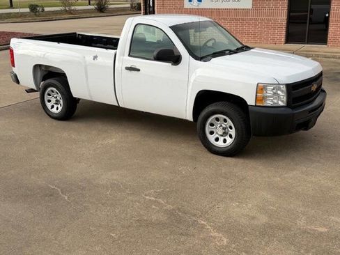 Used 2013 Chevrolet Silverado 1500 W/T image 4