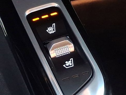 Certified 2023 Kia Sorento SX Prestige image 19