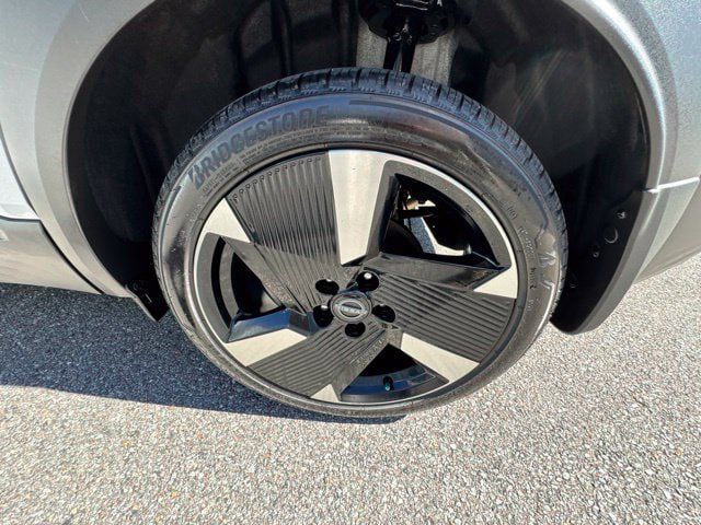 Used 2026 Nissan Kicks SR w/ SR Premium Package AWD/4WD image 12