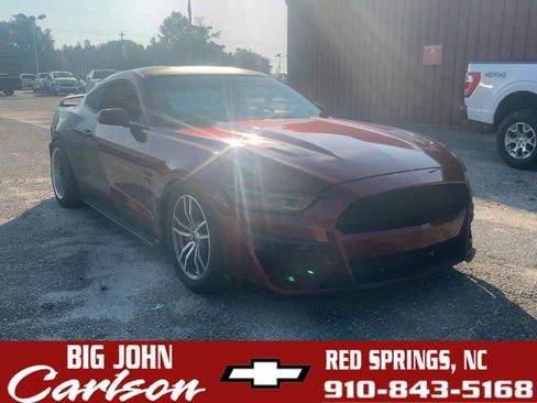 Used 2016 Ford Mustang GT RWD image 1