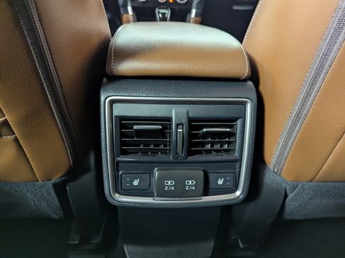 Used 2019 Subaru Forester Touring w/ Popular Package #3 AWD/4WD image 23