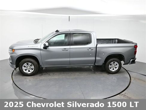 Used 2025 Chevrolet Silverado 1500 LT image 34