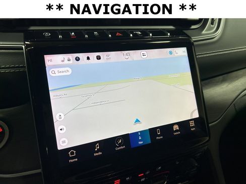 Certified 2023 Jeep Grand Cherokee L Limited w/ Luxury Tech Group II image 20