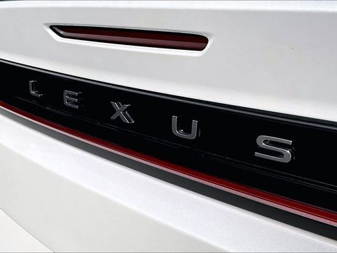 Used 2023 Lexus RZ 450e Premium image 29