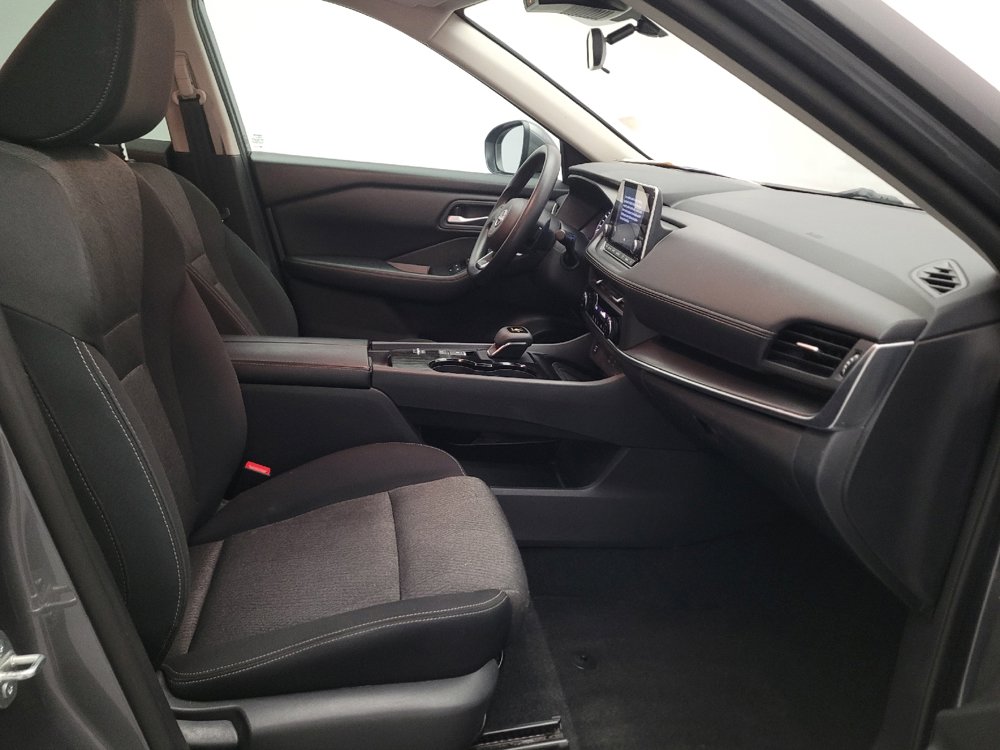 Used 2024 Nissan Rogue SV FWD image 21