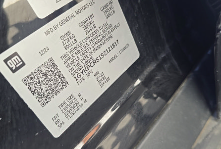 Used 2025 Cadillac XT6 Premium Luxury FWD image 7