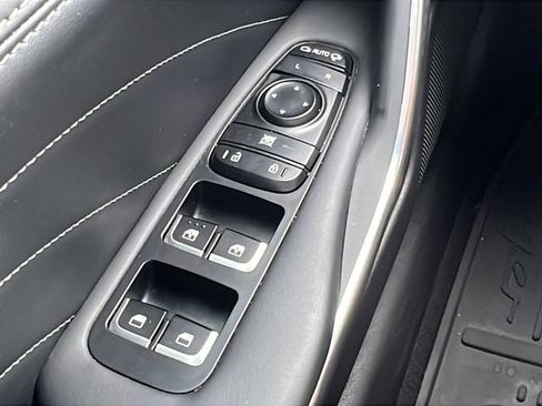 Used 2023 Kia Stinger GT2 RWD image 19
