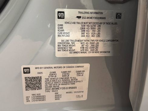 Used 2025 Chevrolet Silverado 2500 Custom w/ Custom Value Package image 45