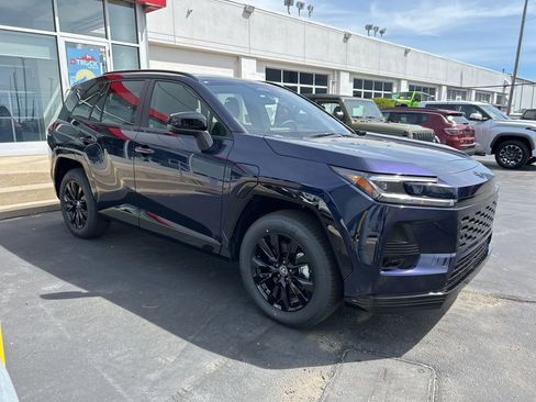 New 2026 Toyota RAV4 SE AWD/4WD image 3