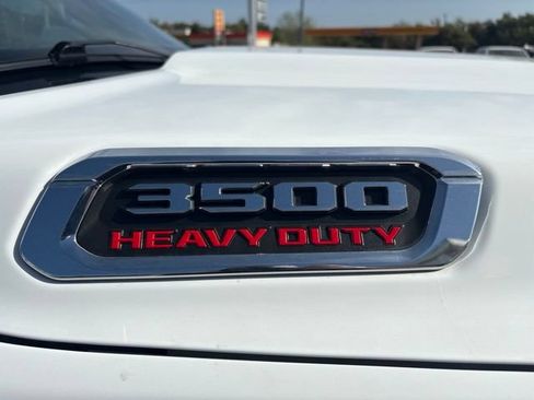Used 2024 RAM 3500 Big Horn AWD/4WD image 11