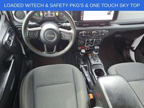 Used 2024 Jeep Wrangler Unlimited AWD/4WD image 11
