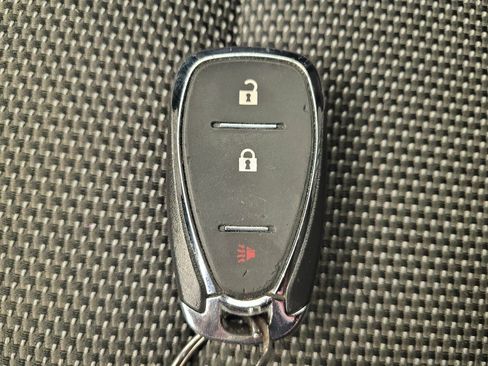 Used 2018 Chevrolet Traverse LS FWD image 32