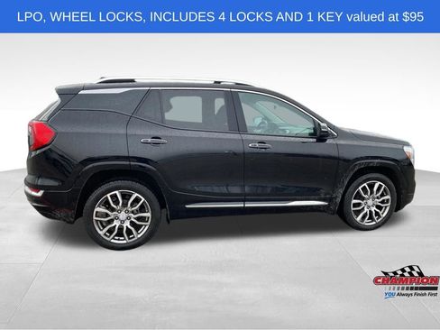 Used 2022 GMC Terrain Denali w/ LPO, Floor Liner Package image 8