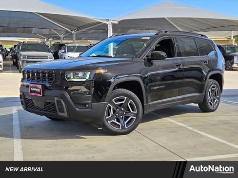 New 2026 Jeep Cherokee Laredo image 1