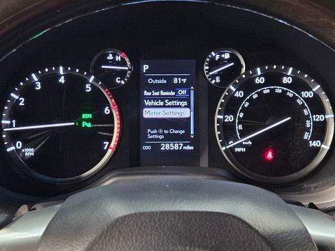 Used 2023 Lexus GX 460 Premium w/ Premium Package AWD/4WD image 15