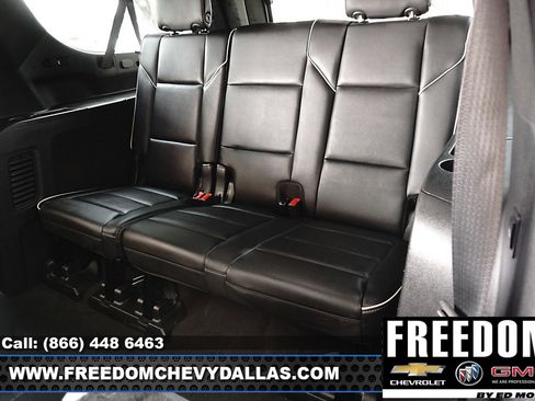 Certified 2023 Cadillac Escalade ESV Premium Luxury image 11