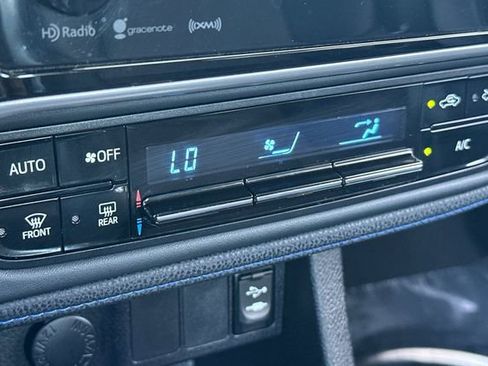 Used 2017 Toyota Corolla SE w/ Carpet Mat Package (TMS) image 18